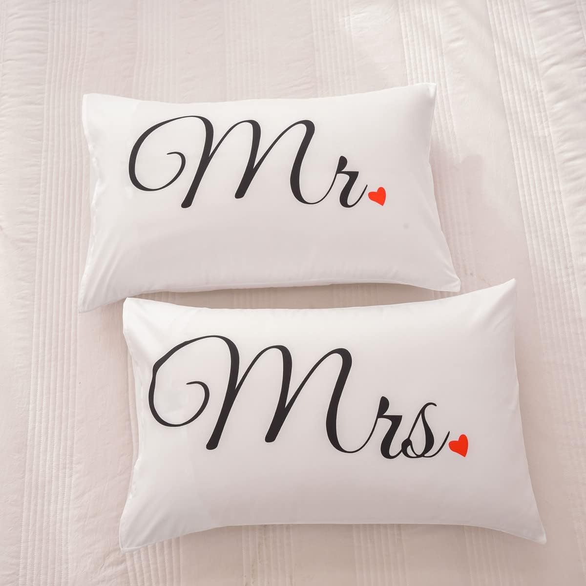 Two Couple Heart Print Pillowcases